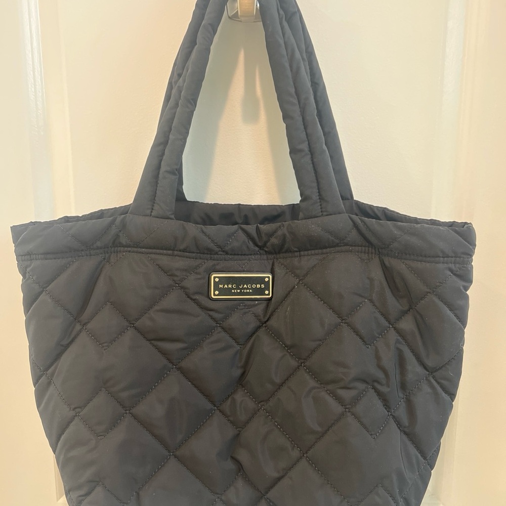Marc Jacobs Black Quilted Tote Bag - Picture 2 of 8